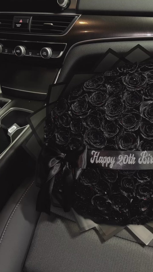 الأسود الملكي اللماع